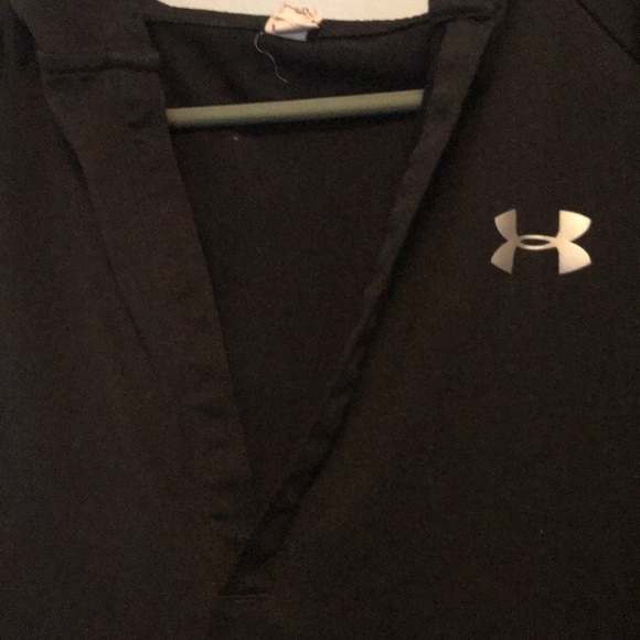 UA hooded v-neck pullover - Picture 2 of 4
